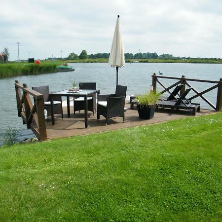 Gaestehaus " Schoene Aussicht " Neuharlingersiel Exterior foto