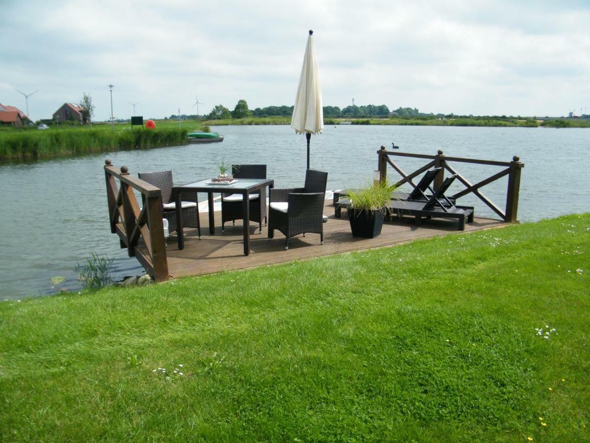 Gaestehaus " Schoene Aussicht " Neuharlingersiel Exterior foto